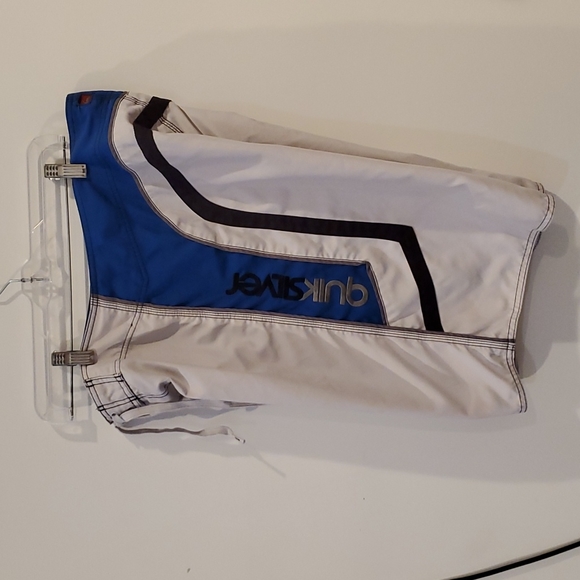 QUICKSILVER BOARD SHORTS 34 - Picture 2 of 3